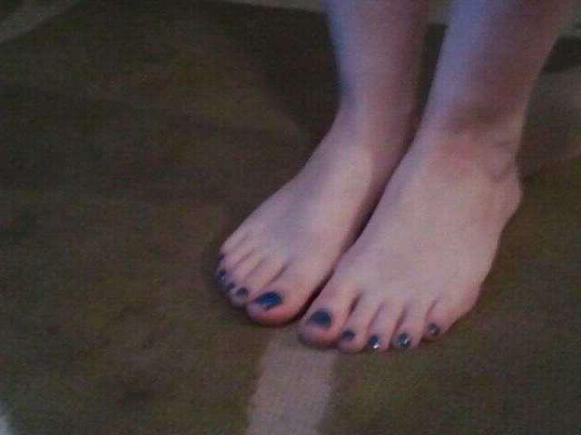 18P Feet, Cum on them