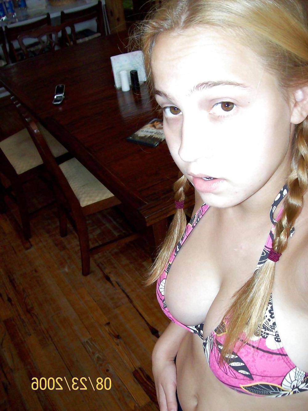 20P Cum on my face 02