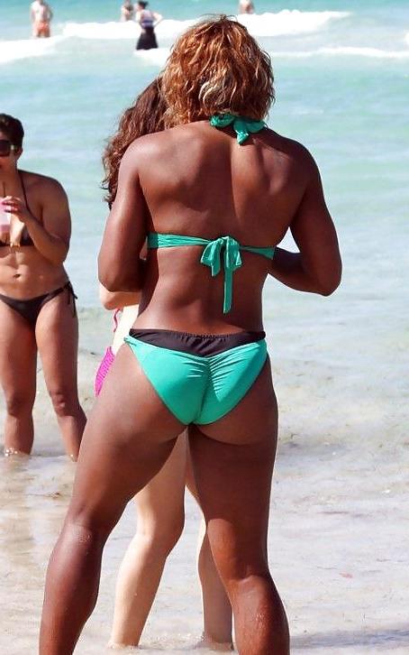 21P Beautiful Tennis Girl Serena by TROC