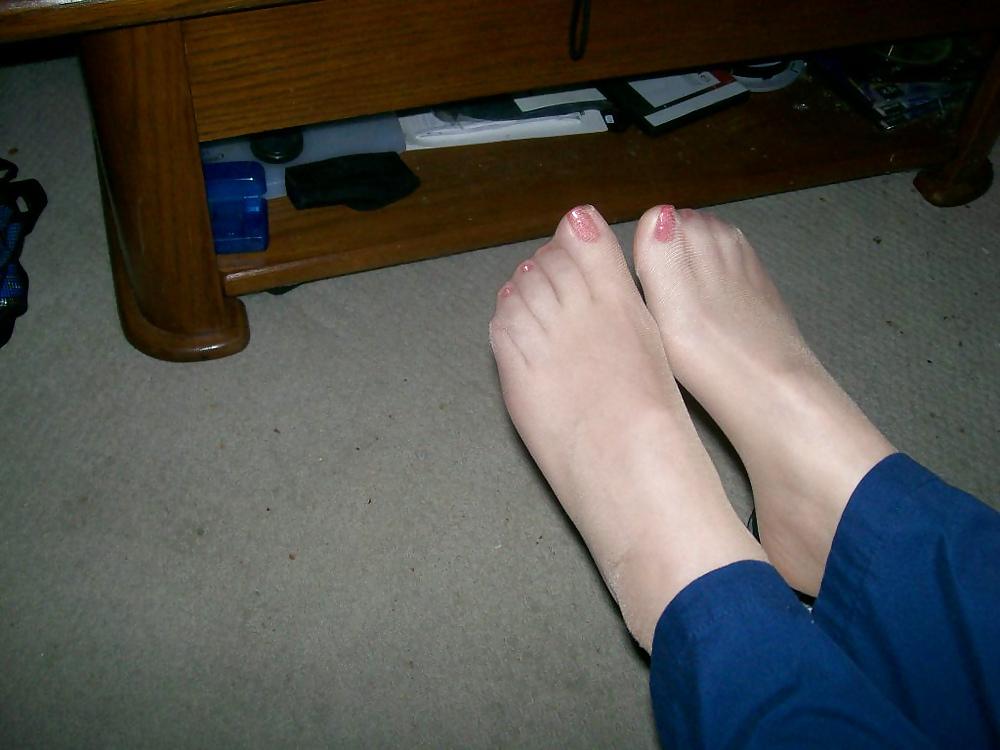 21P Some very pretty feet