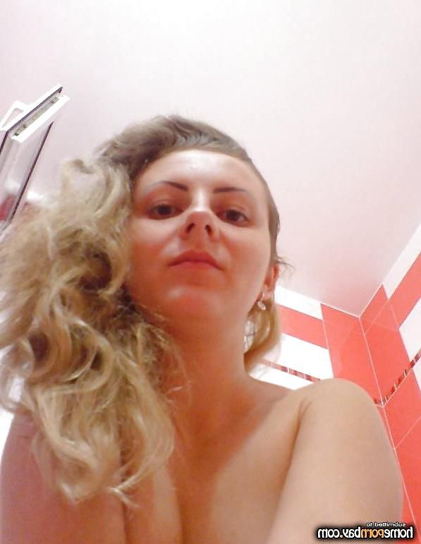 18P Pretty blonde self shoot
