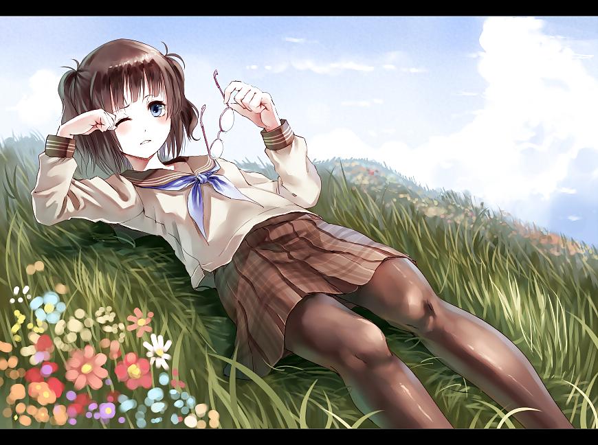 20P Pantyhose & Tights Anime-Manga-Hentai Vol. 6: School Girls.