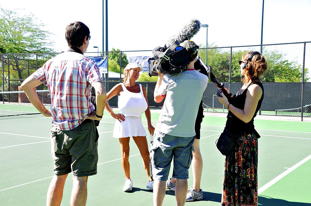 25P Minka Tennis Pro
