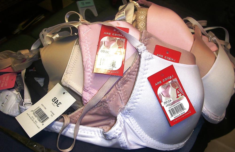 7P Son's GF went Bra Shopping