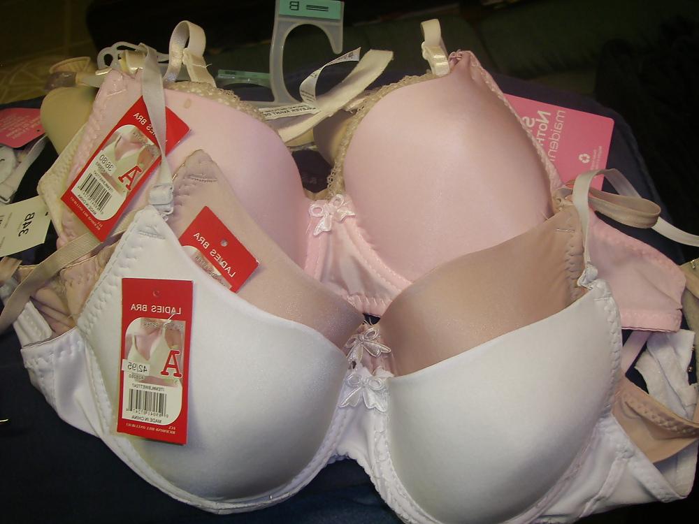 7P Son's GF went Bra Shopping