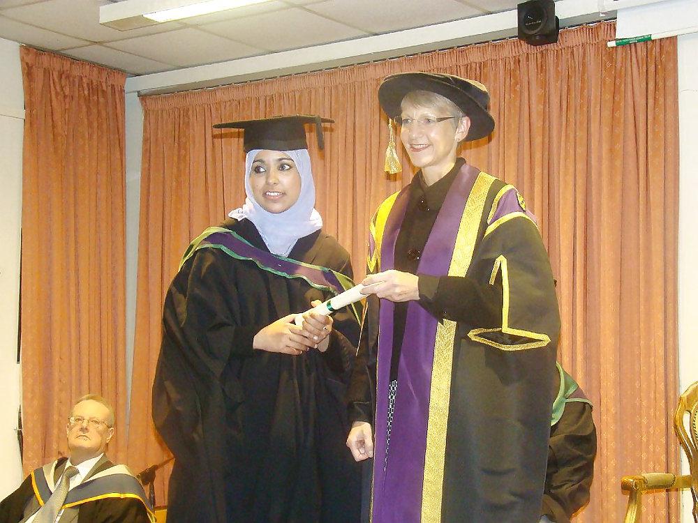 4P My Muslim Hijab Wife - Cum on her please