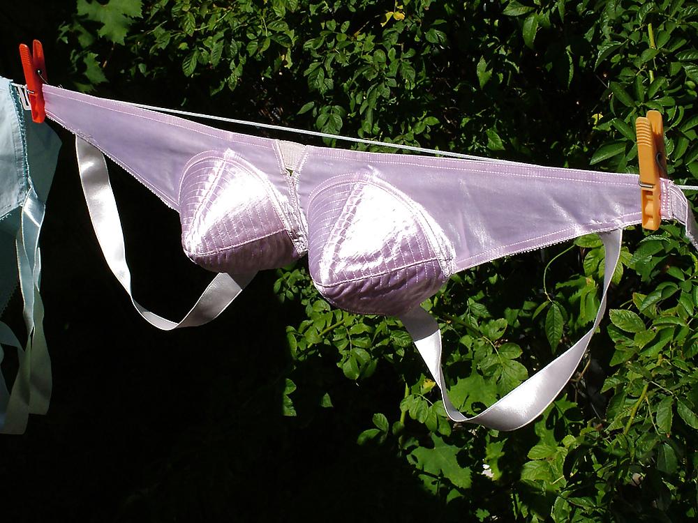 25P Satin bra