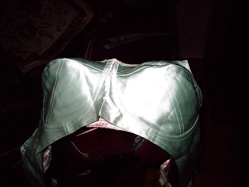 25P Satin bra