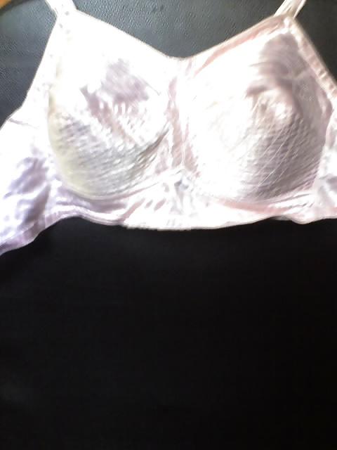 25P Satin bra