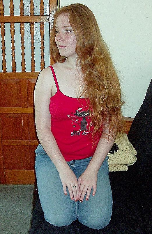 25P GERDA A REDHEAD GIRLFRIEND AS SNOWWHITE
