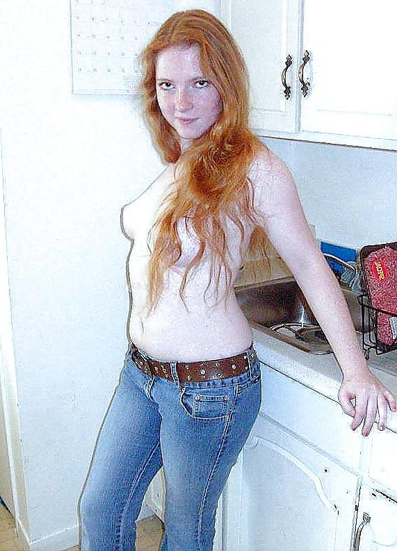 25P GERDA A REDHEAD GIRLFRIEND AS SNOWWHITE