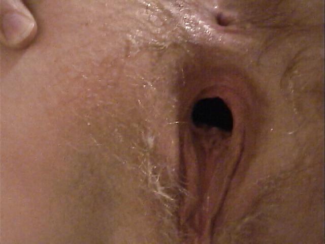 8P Wifes pussy. Please cum on this open hole.