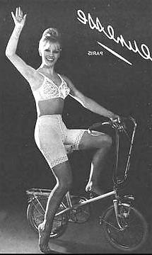 12P Mieder - Girdle 003
