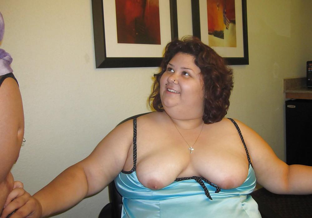 14P BBW plays with a Tgirl