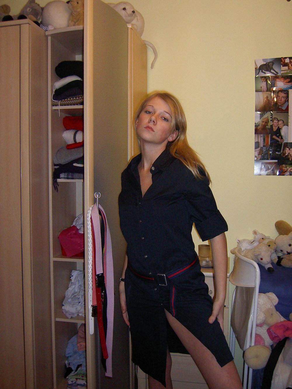 25P Amateur Young Teen