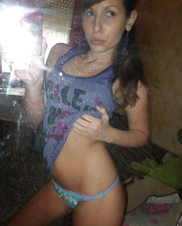 25P My photos .... please cum on my face !