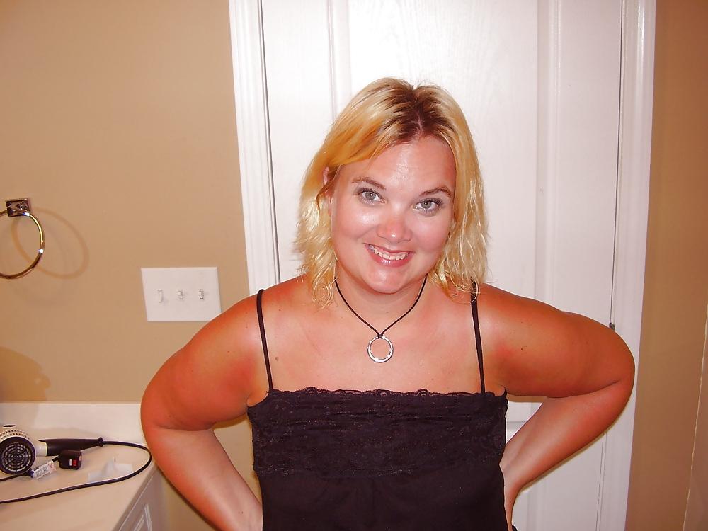 24P Wife cum and spit facial