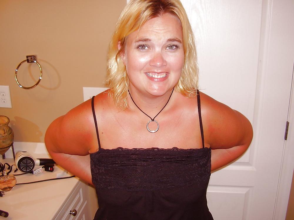 24P Wife cum and spit facial