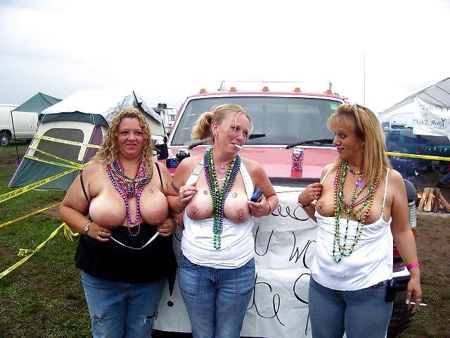 20P Busty women 45 (biker girls special)