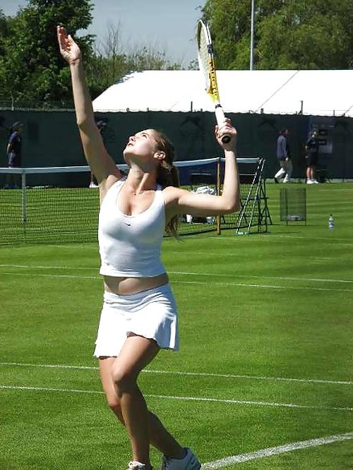 21P Tennis beauties