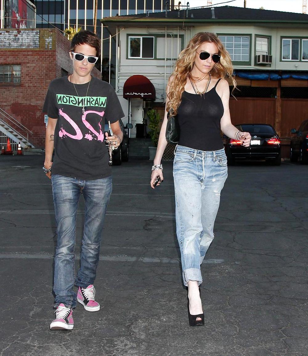 13P Lindsay Lohan Very sheer tank top & HUGE rack with no bra