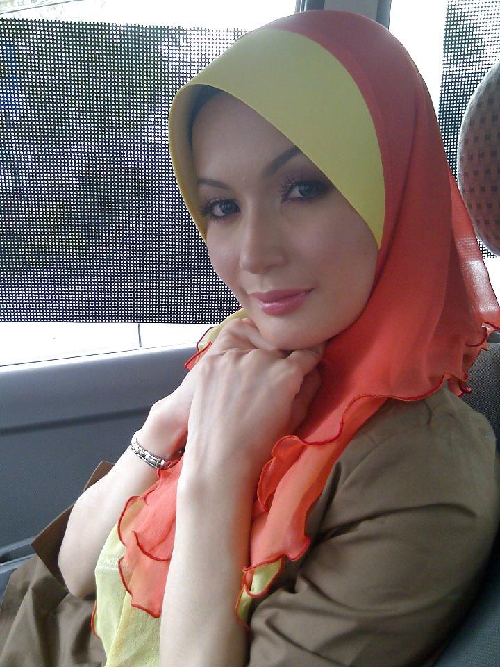 14P Hijab