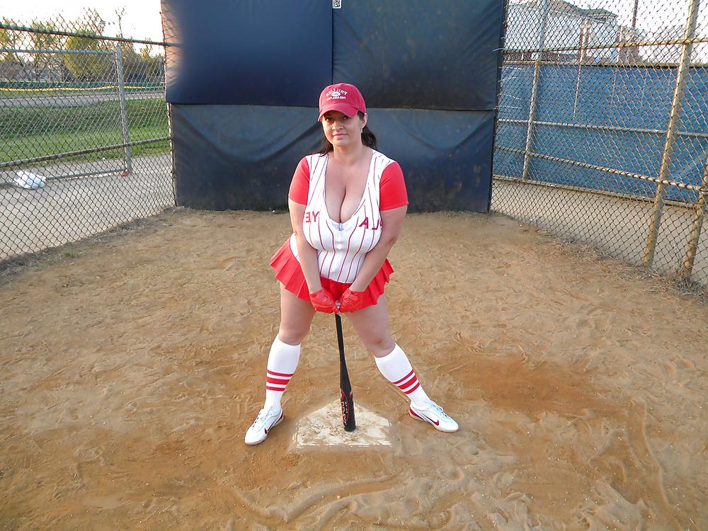 14P Maria Moore Baseball