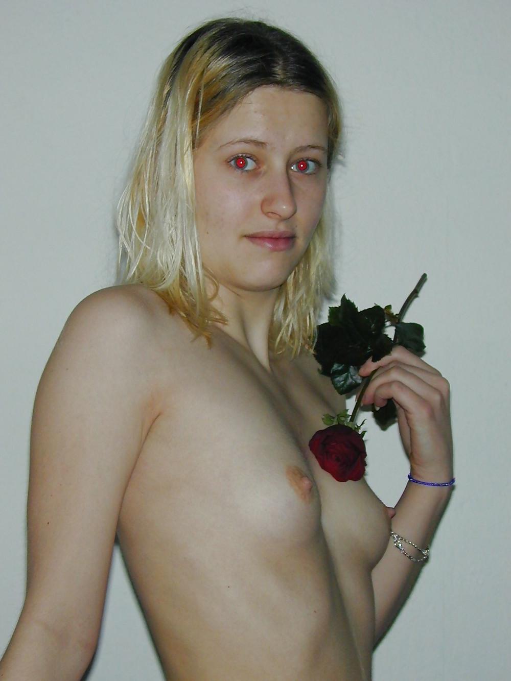 25P BEAUTIFUL HAIRY CUNT  II