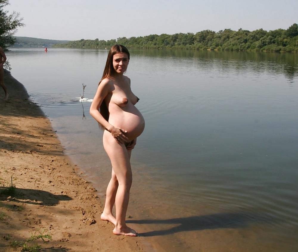 25P Pregnant & cute 24