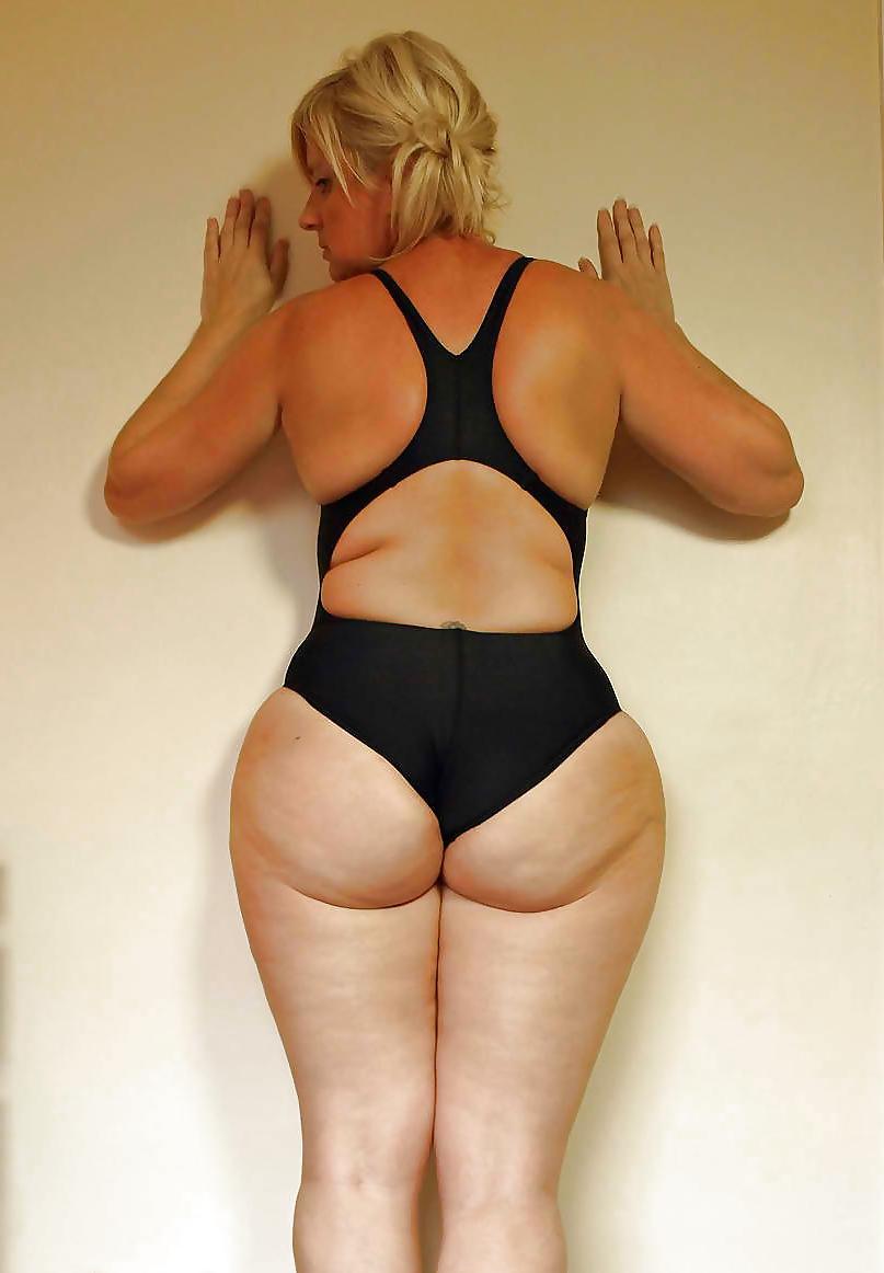 14P Thick Girls 9