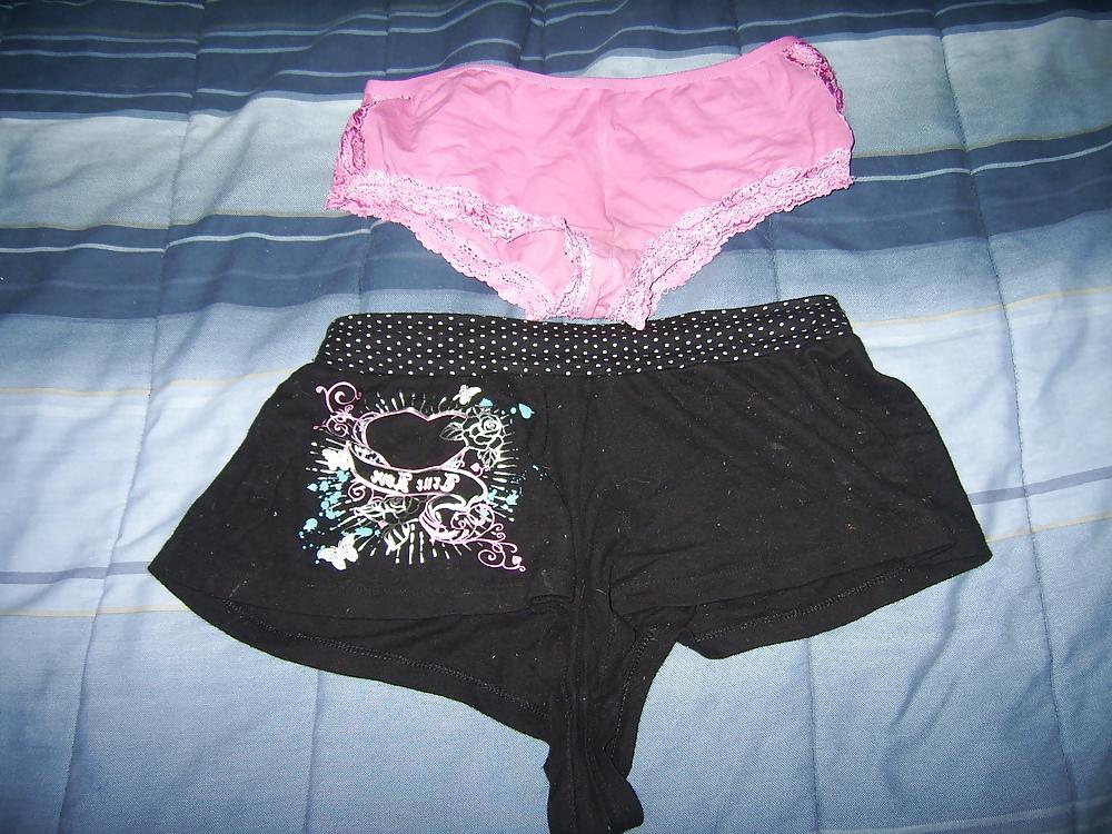 14P Virgin teens wet panties and bra
