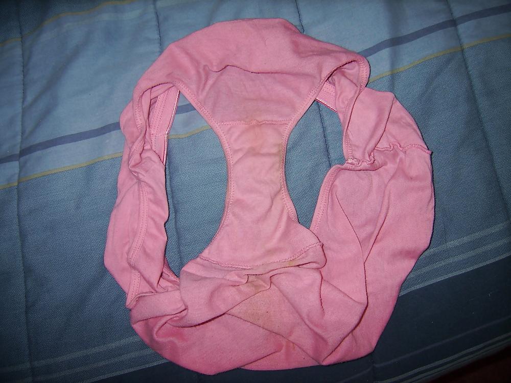 14P Virgin teens wet panties and bra
