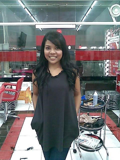 4P Thai girl