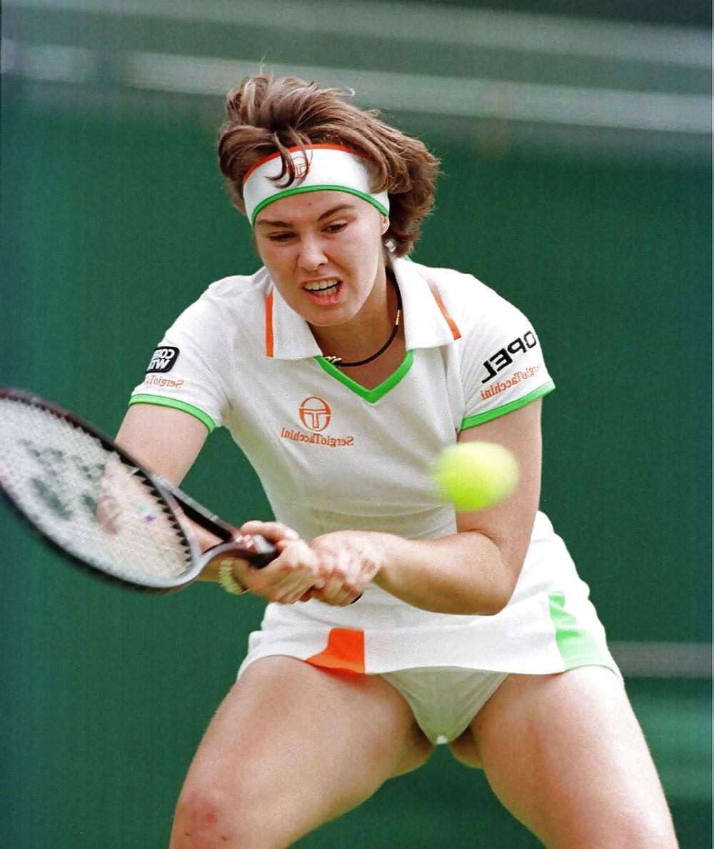 15P Tennis Upskirt - 2