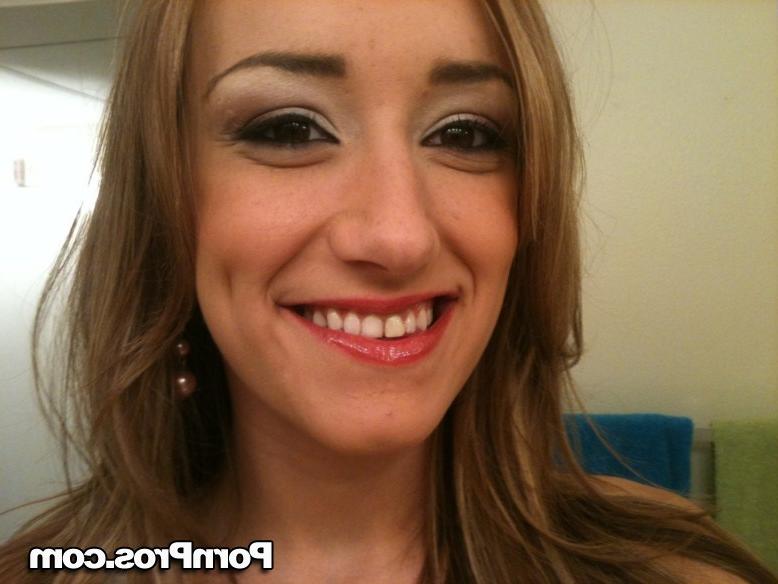 14P Teen cutie Victoria Rae Black taking naked selfies in bathroom mirror