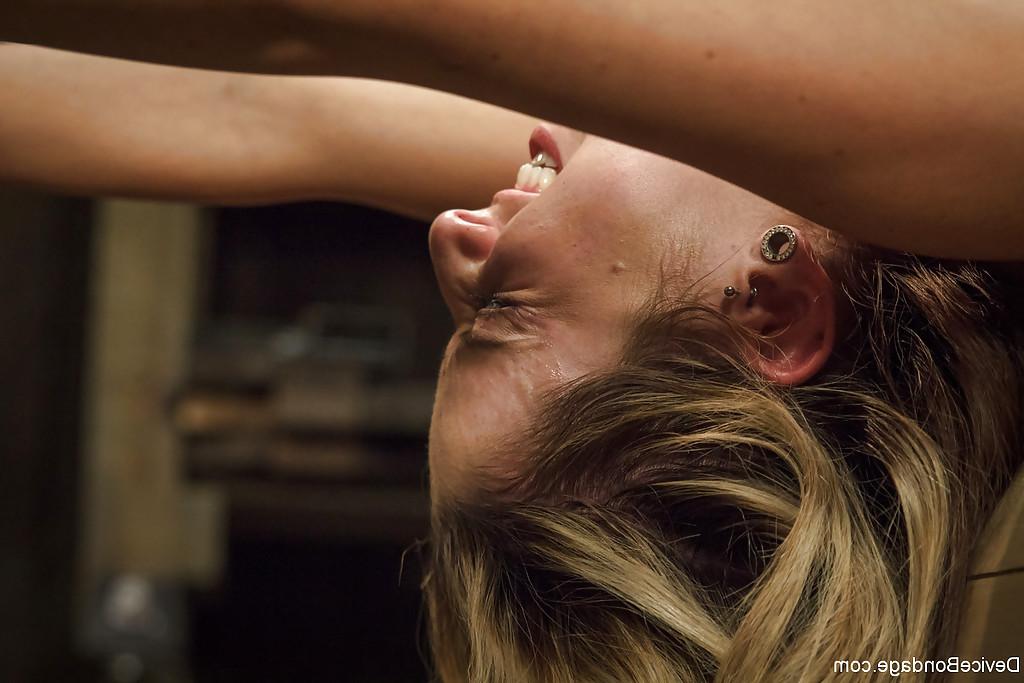 16P Skinny blonde fetish model Dallas Blaze stretched on rack for cunt flogging