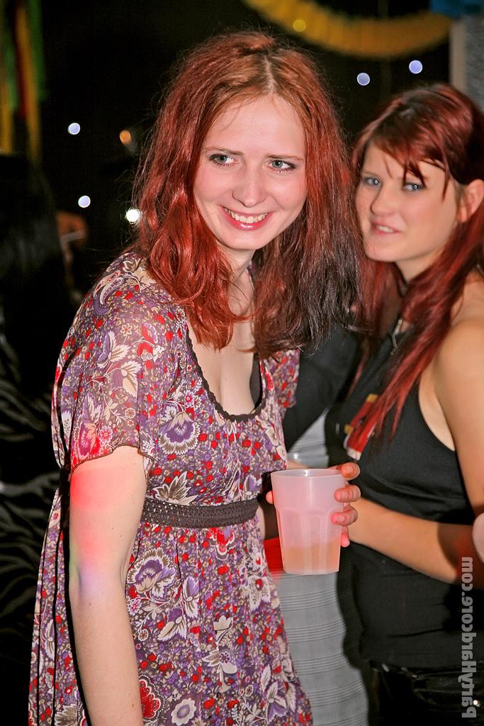 16P Bawdy chicks making out and fucking with well-hung guys at the wild party