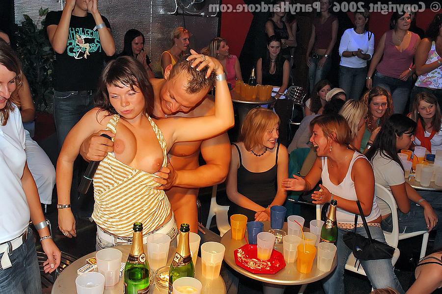 16P Drunk sluts gets involved into a wild groupsex with male strippers