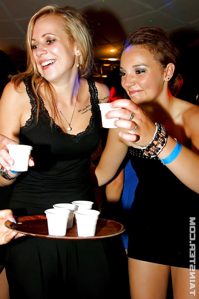 16P Lecherous amateurs going wild at the party with studly male strippers