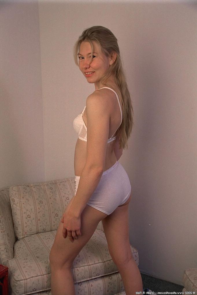 16P Mixed race first timer Maria revealing teenie tits while stripping naked