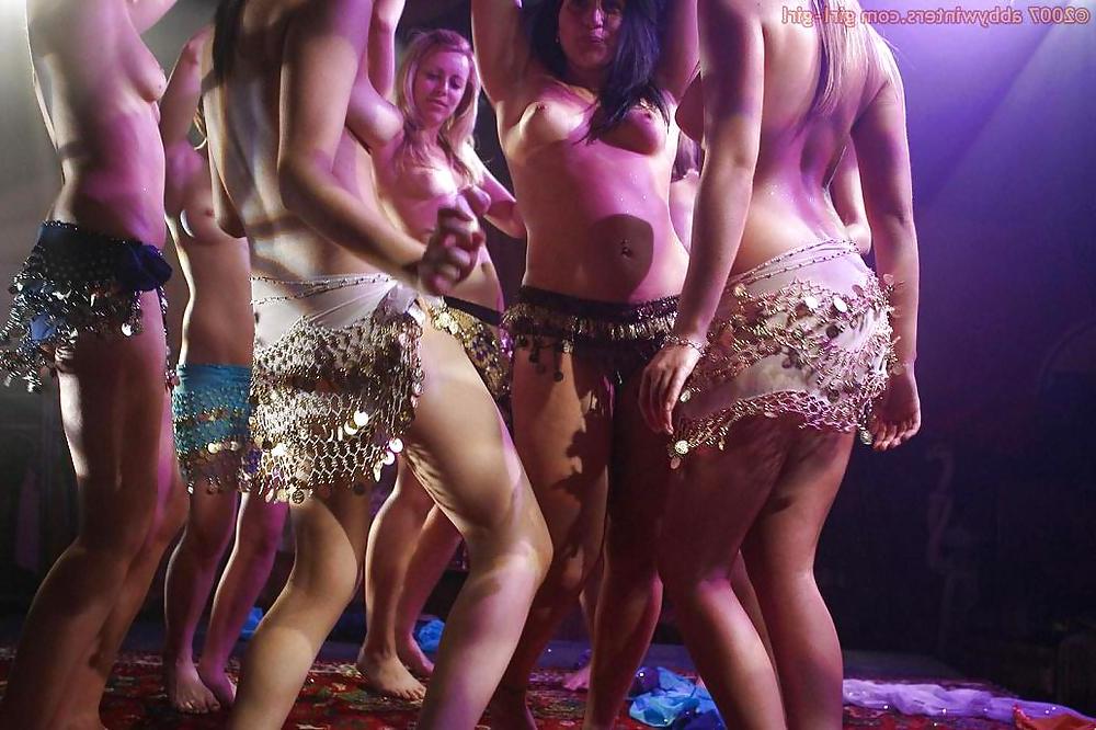 13P Russian Bar dancers 