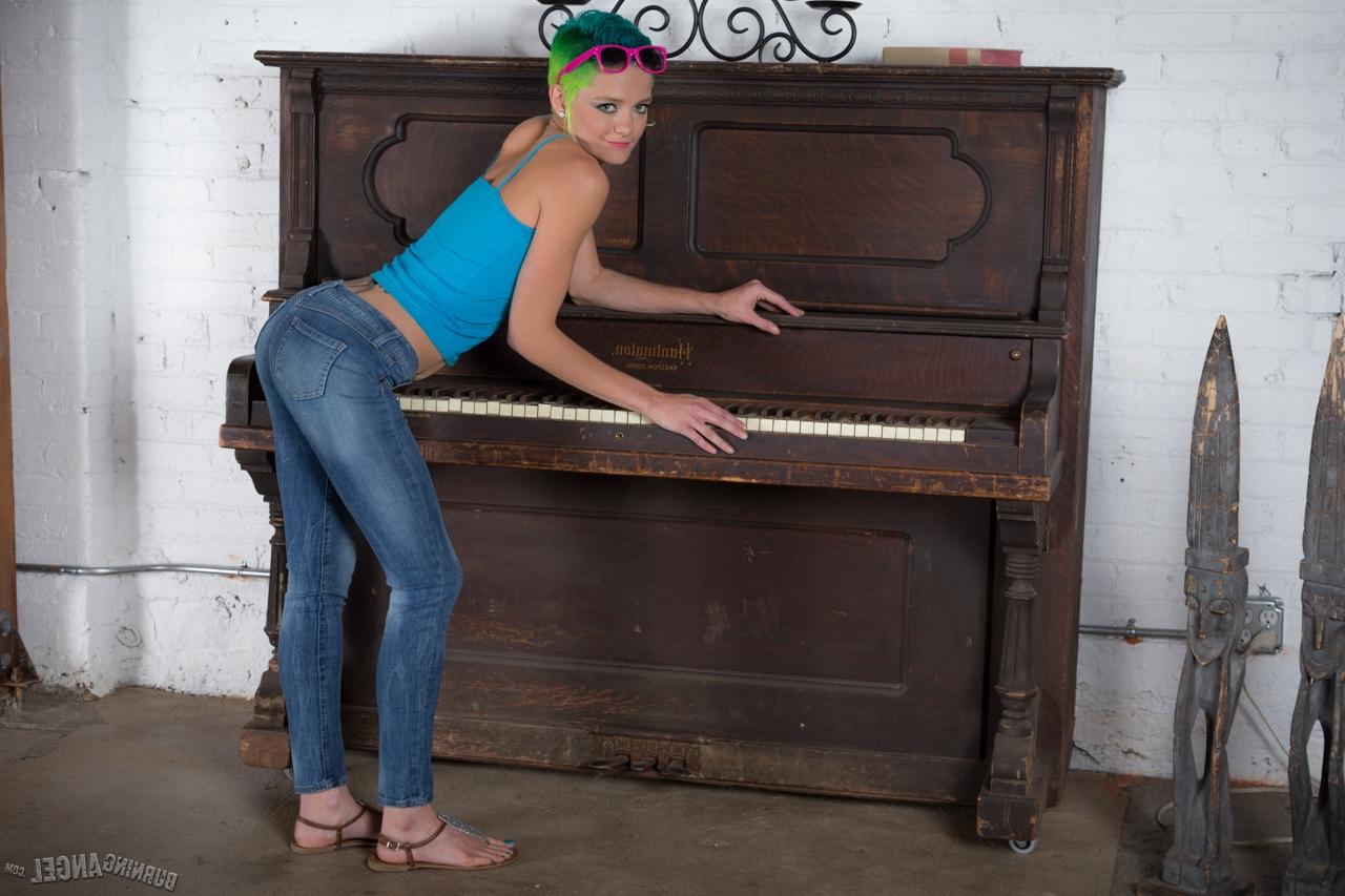 14P Petite teen punker Cassie Ryder strips off jeans and bikini for babe pics