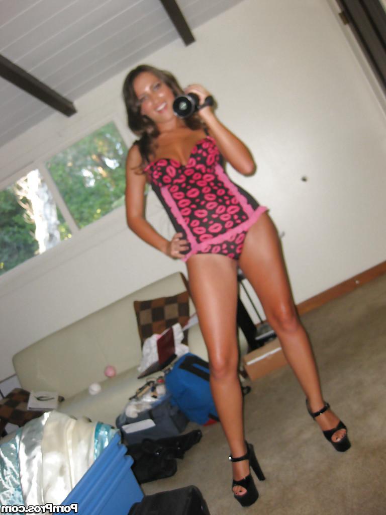 16P Young girlfriend Lizz Tayler toying her pussy in hot lingerie