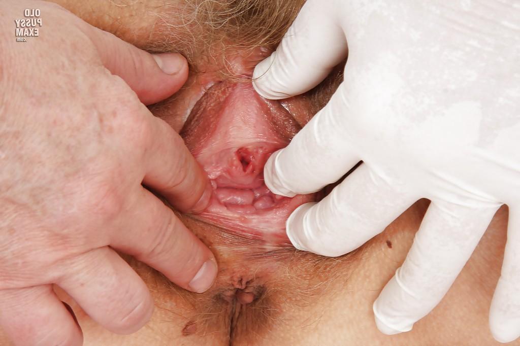16P Blonde mature lady gets her love holes examed by naughty gyno