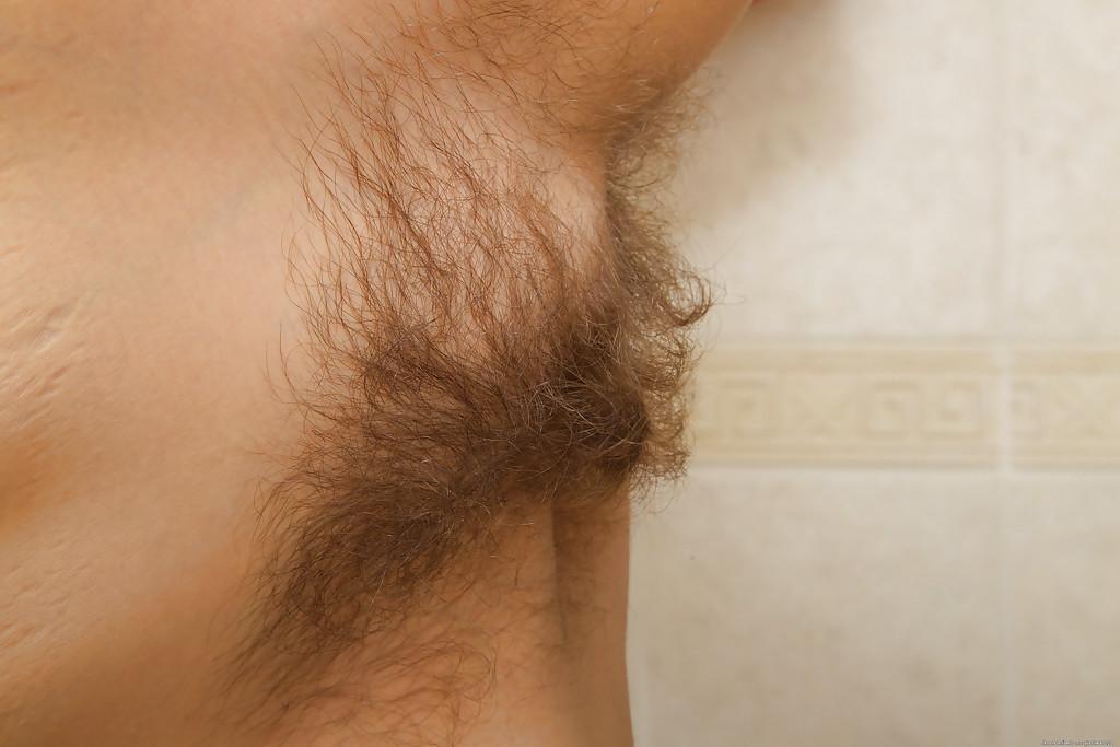 16P On a towel amateur babe Agnea laid down and spread her hairy cunt