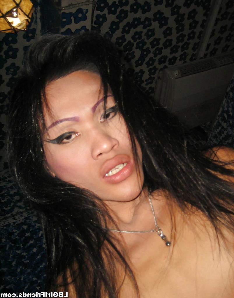 16P Big dick Thai tranny Jenifer sucking on a cock and masturbating