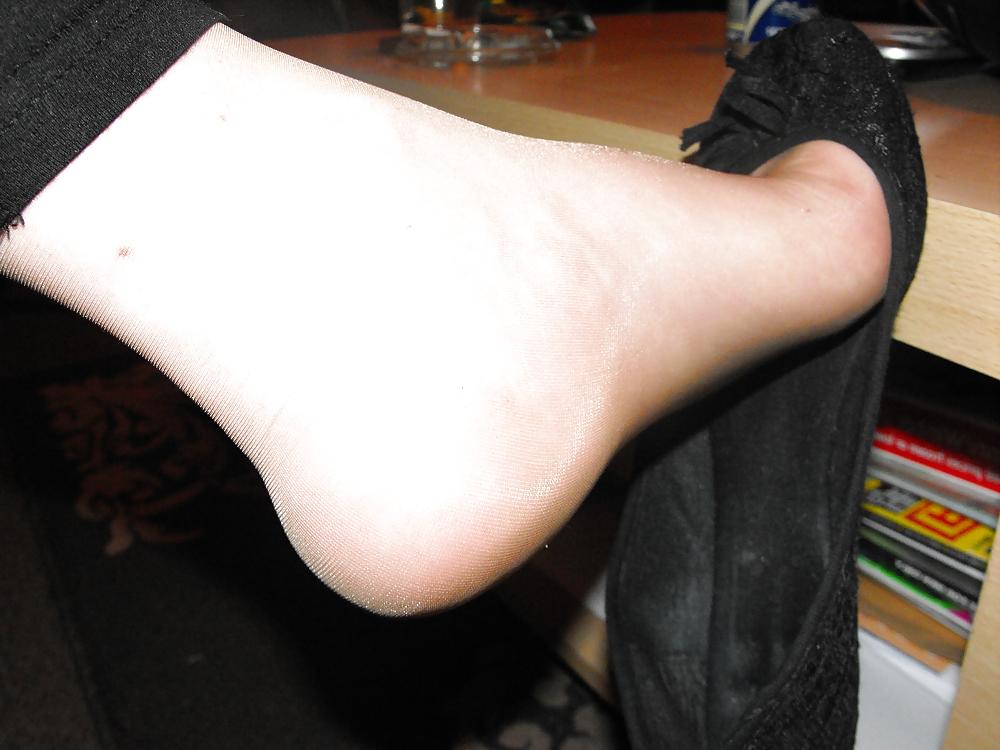 16P girlfriend natural tights and flats dangle nylon pantyhose