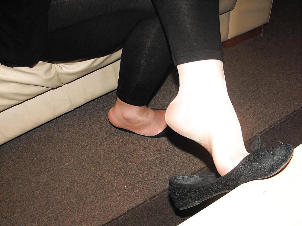 16P girlfriend natural tights and flats dangle nylon pantyhose