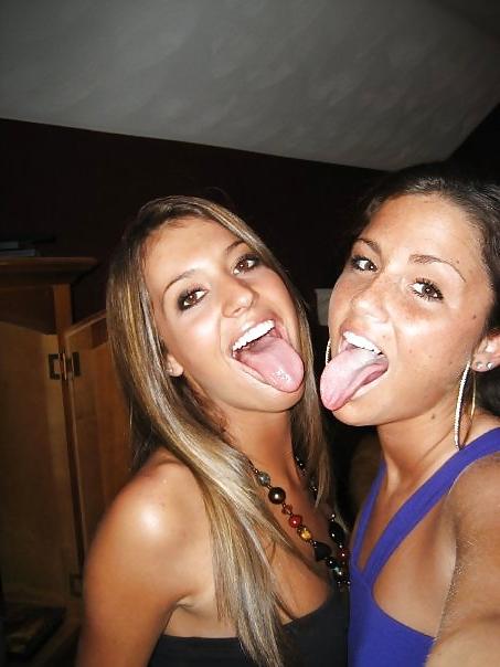 8P FB SLUT's CUM ON PICS