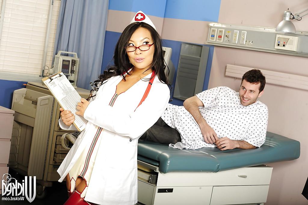 16P Beautiful big tits nurse Asa Akira is pleasing her hot client